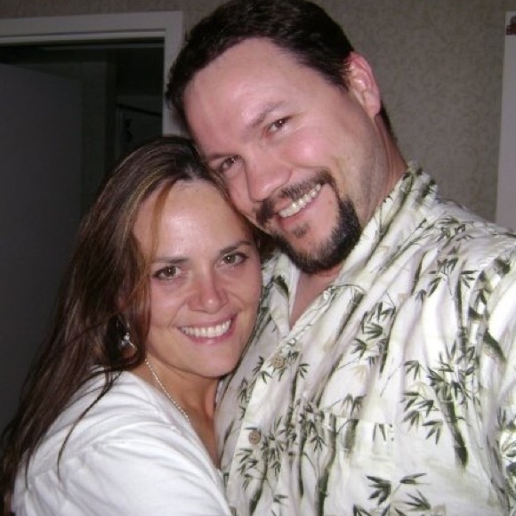 Meet your Posher, Lisa - Picture 3 of 3